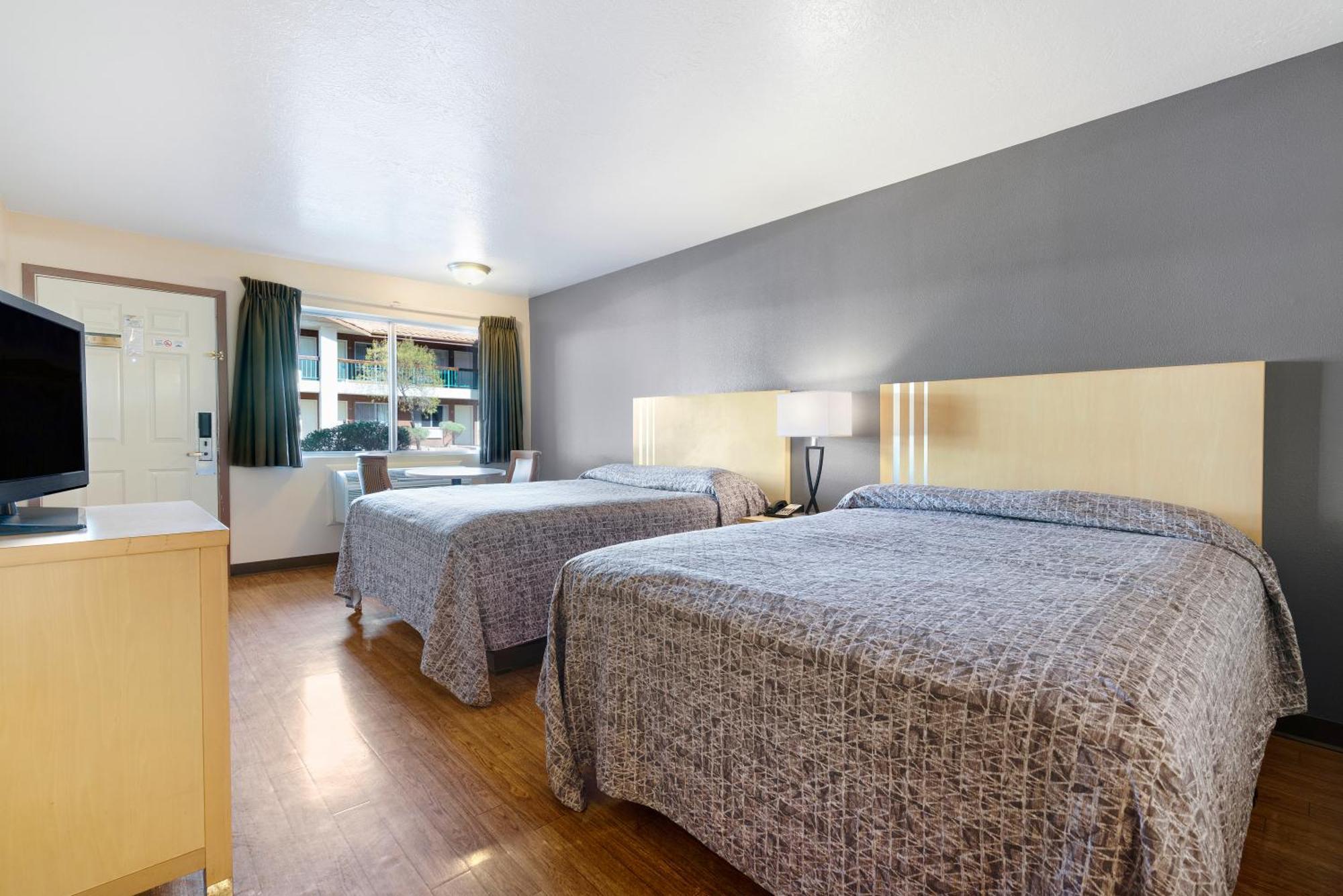 Virgin River Casino And Lodge Мъскийт Екстериор снимка