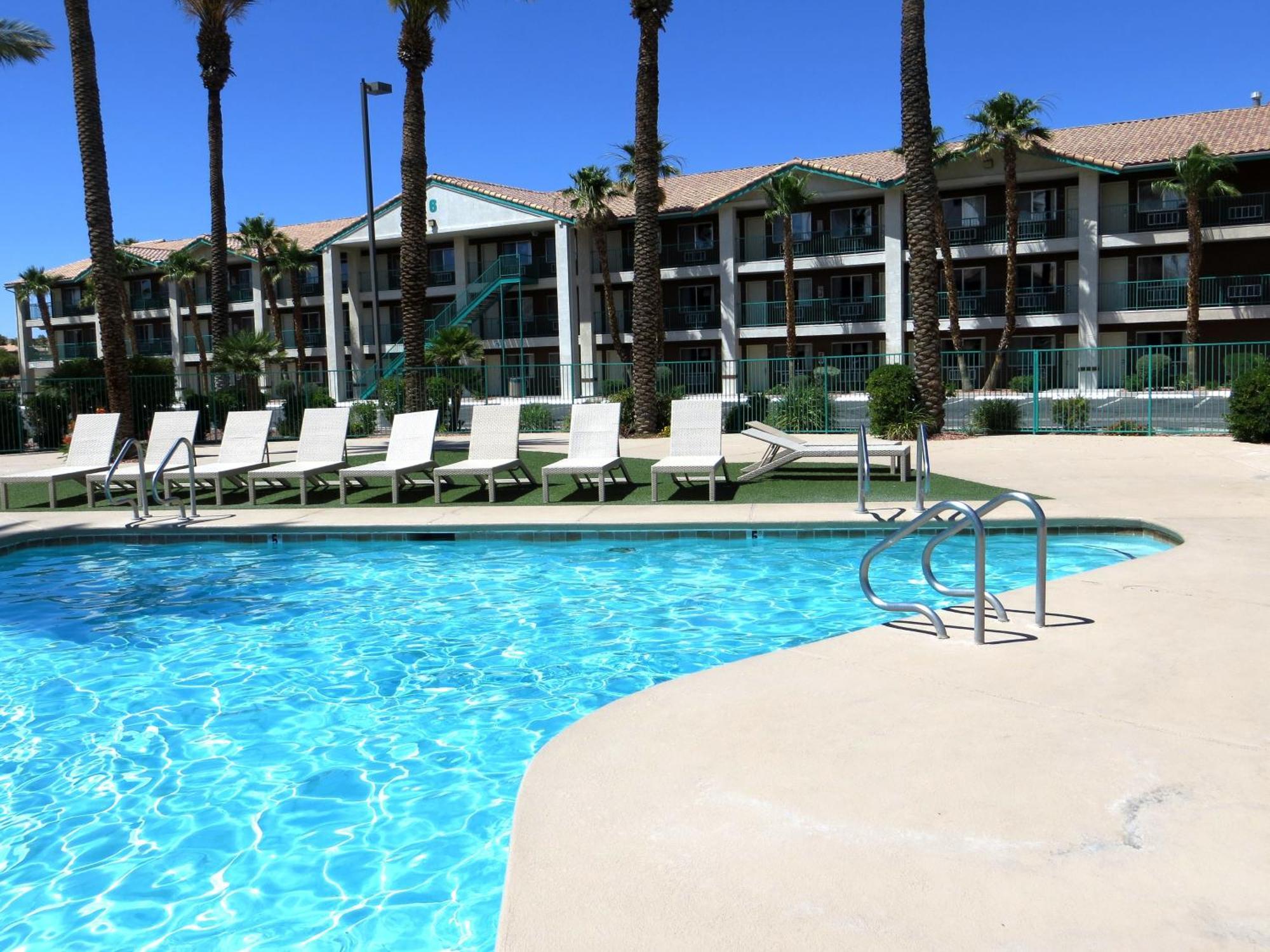 Virgin River Casino And Lodge Мъскийт Екстериор снимка
